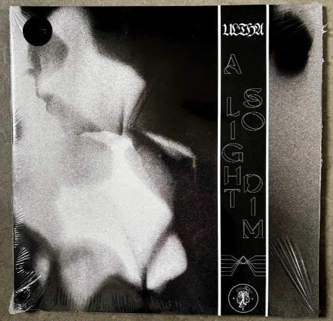 ULTHA (Ger) - A Light So Dim, 2LP